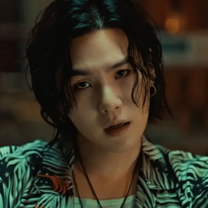 SUGA (防彈少年團)的最新活動照片