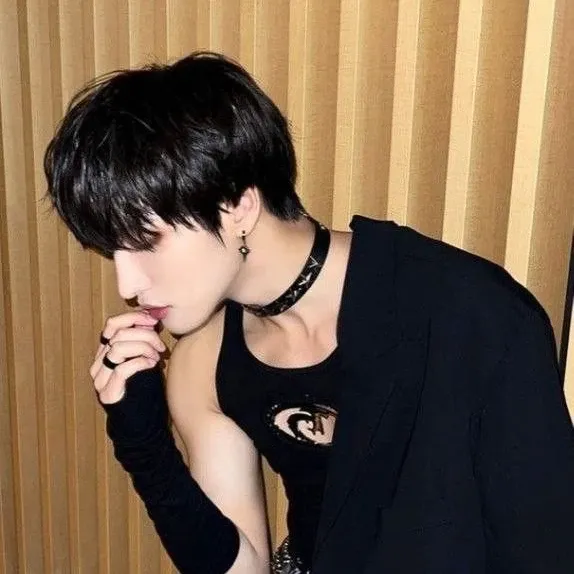 에이티즈의 비하인드 컷