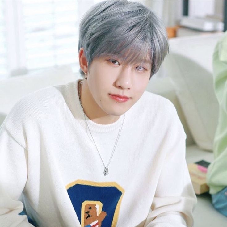 A moment captured by Jinjin (ASTRO)'s fan