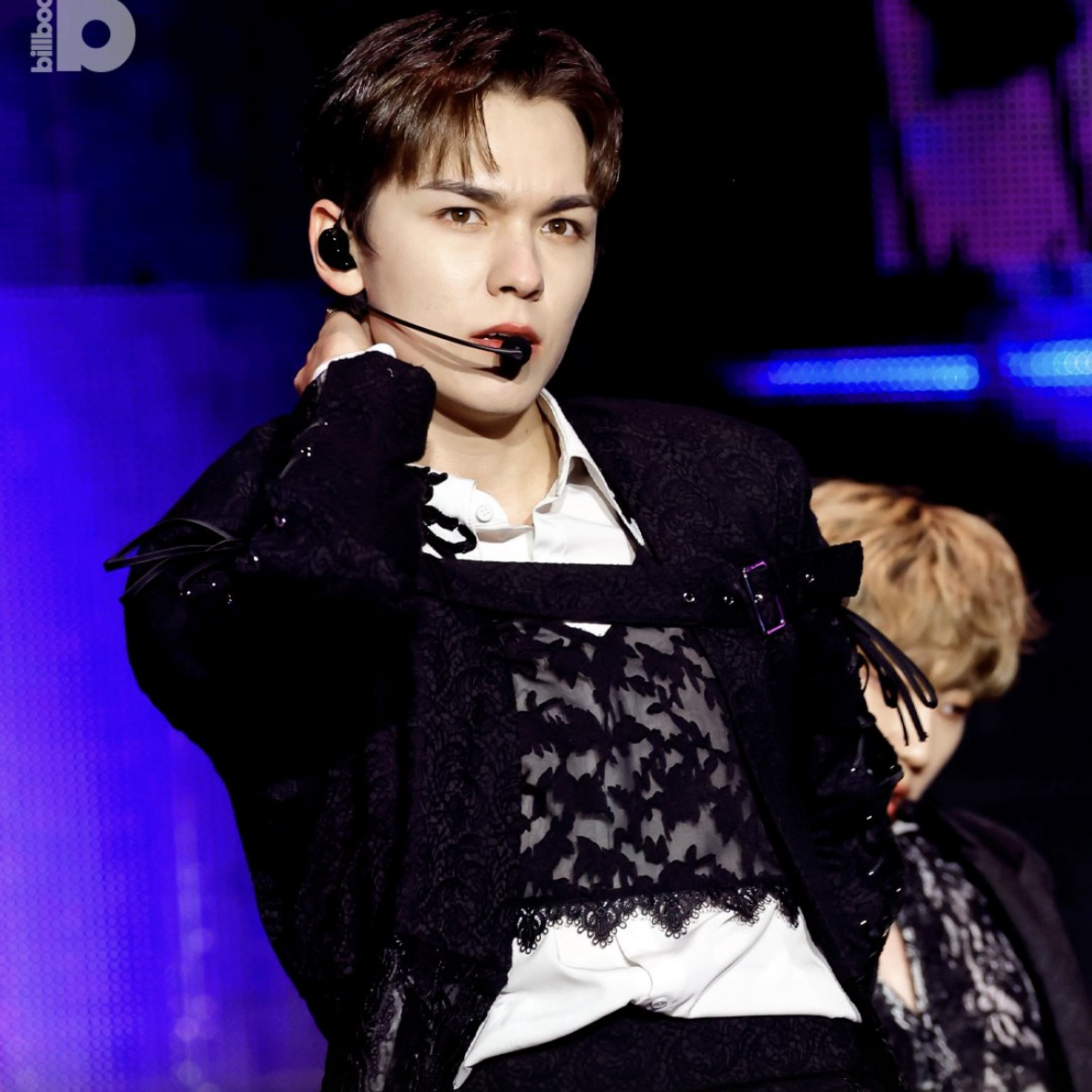 A moment captured by Vernon (SEVENTEEN)'s fan