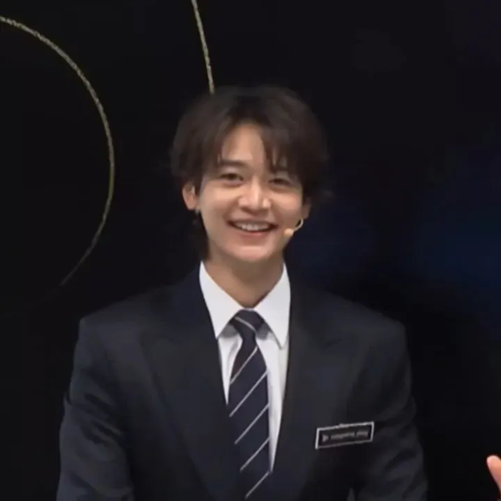 Recent activity shot of Minho (SHINee)