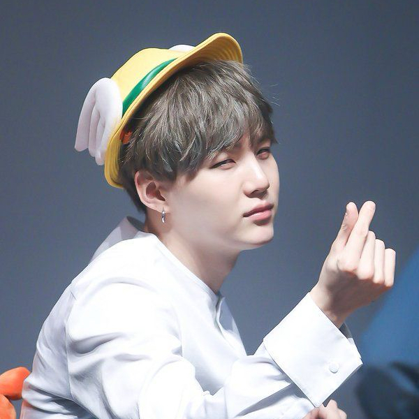 Behind-the-scenes cut of SUGA (BTS)