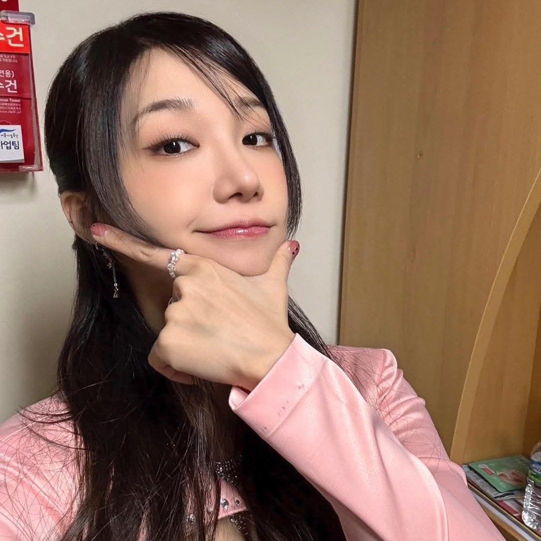 鄭恩地 (Apink)粉絲拍下的瞬間