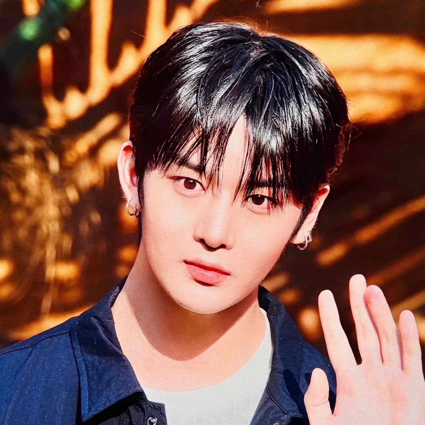 Recent activity shot of Bae Jinyoung