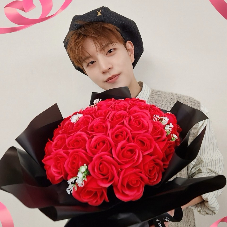 Latest photo of Seungmin (Stray Kids)