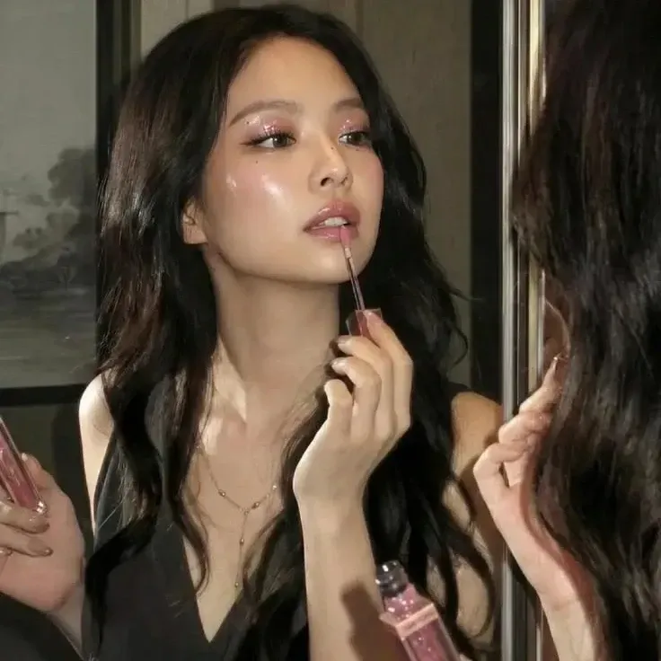 Jennie (BLACKPINK)的最新照片