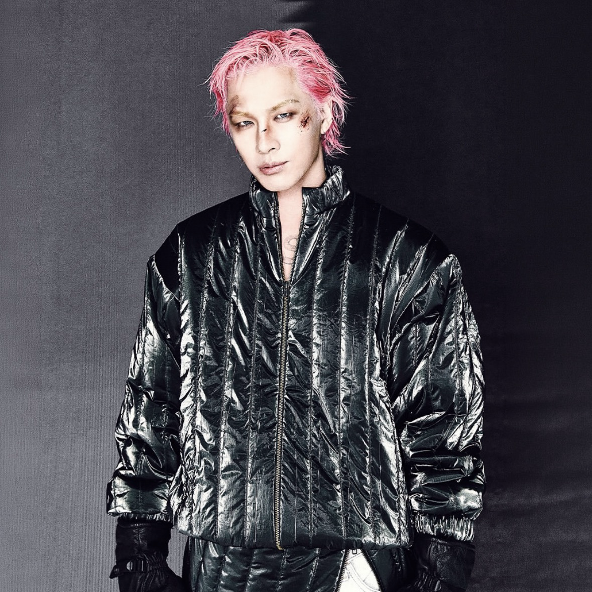 Recent activity shot of Taeyang (BIGBANG)
