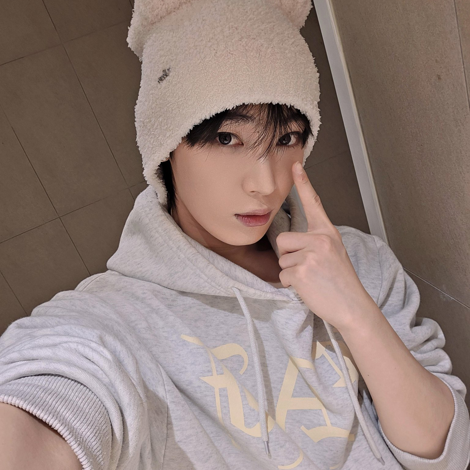 선우 (ENHYPEN)의 비하인드 컷