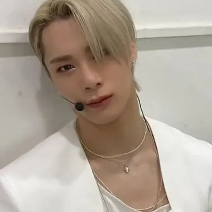 A moment captured by Moonbin (ASTRO)'s fan