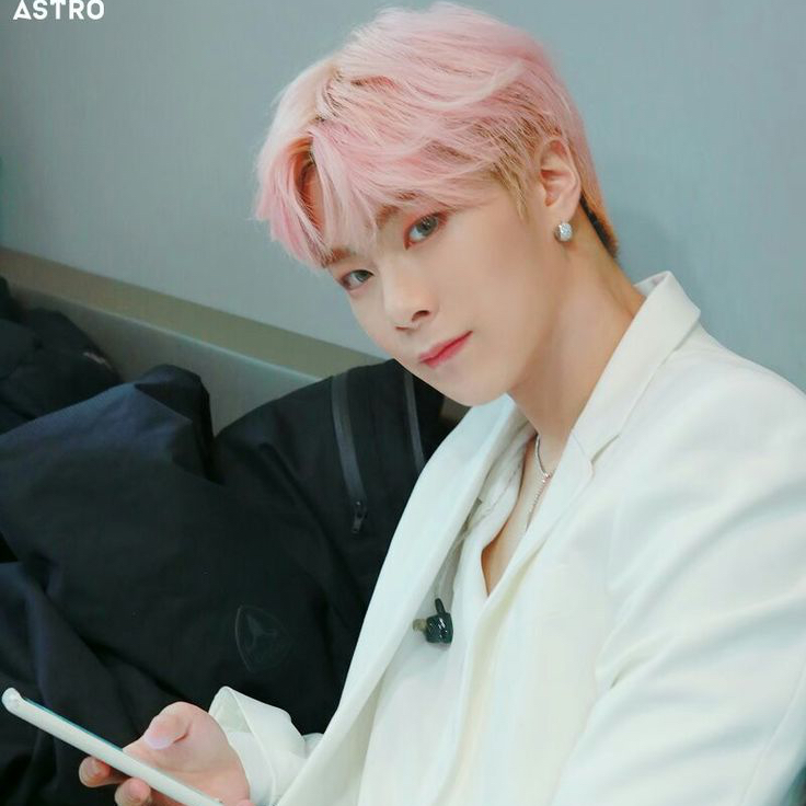 ASTROの最新写真