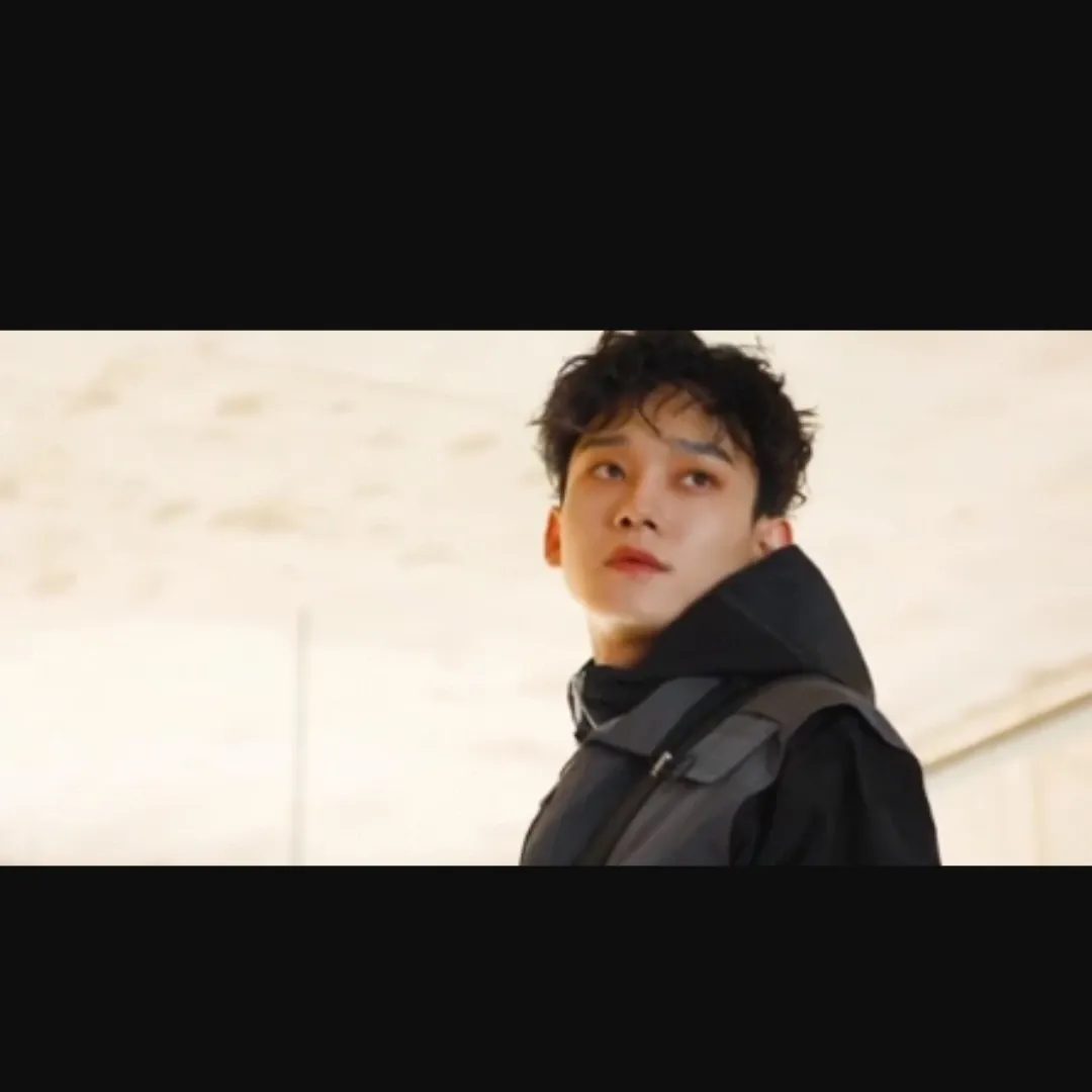 Latest photo of Chen (EXO)