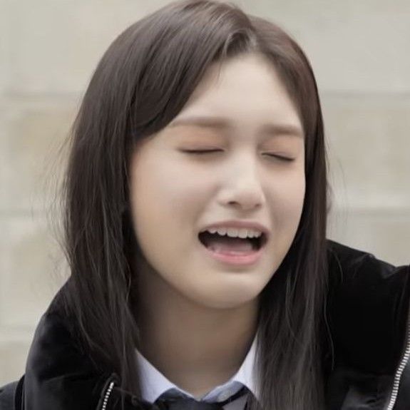 A moment captured by Leeseo (IVE)'s fan