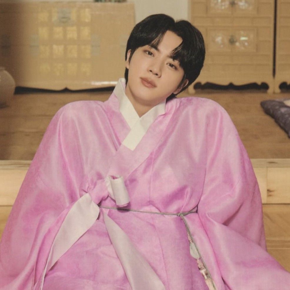 진 (방탄소년단) 최근 활동샷