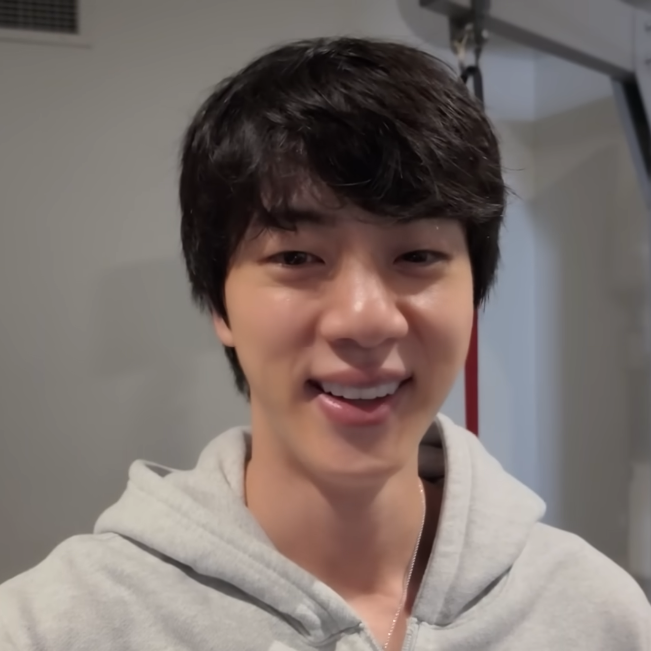 Foto terbaru Jin (BTS)