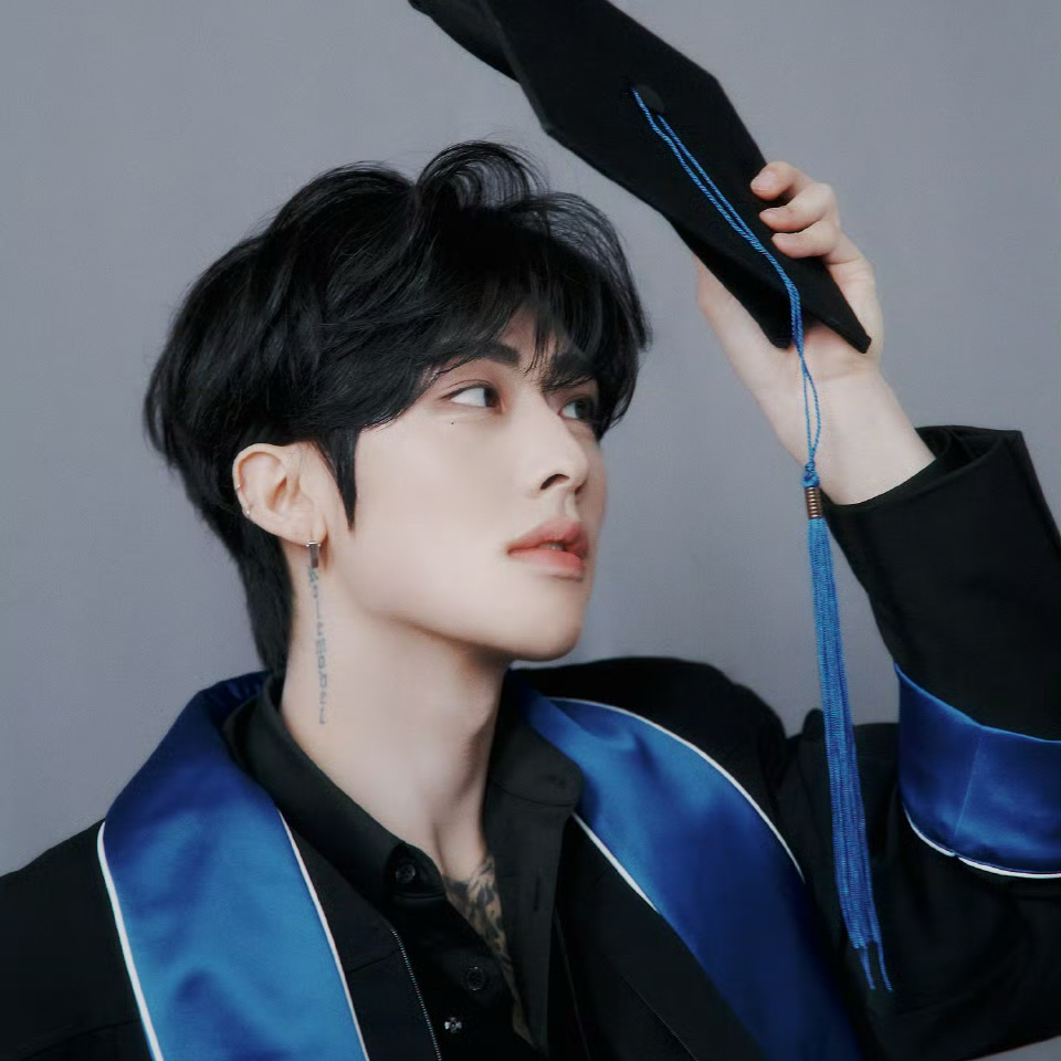 A moment captured by Ricky (ZEROBASEONE)'s fan