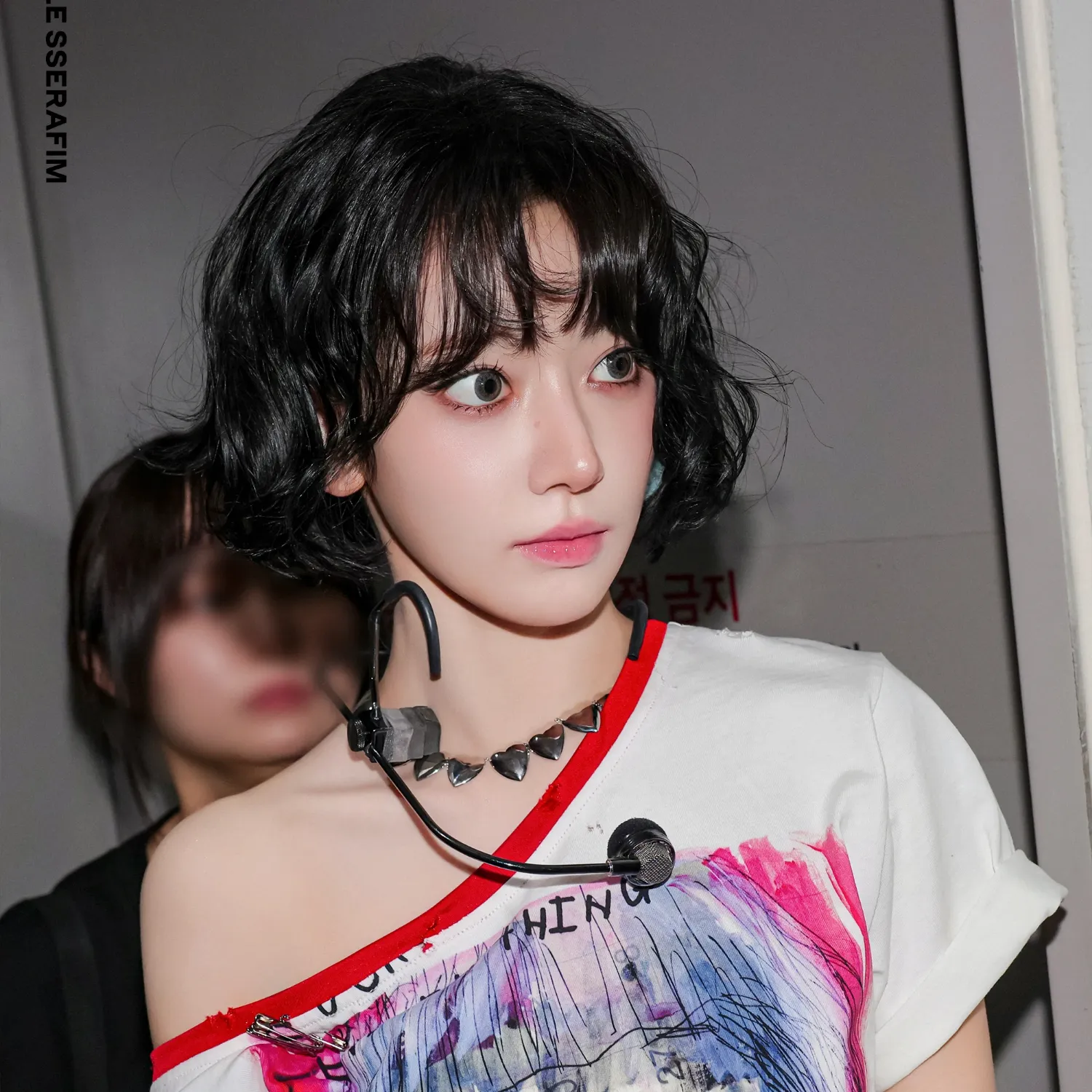 Recent activity shot of Sakura (LE SSERAFIM)