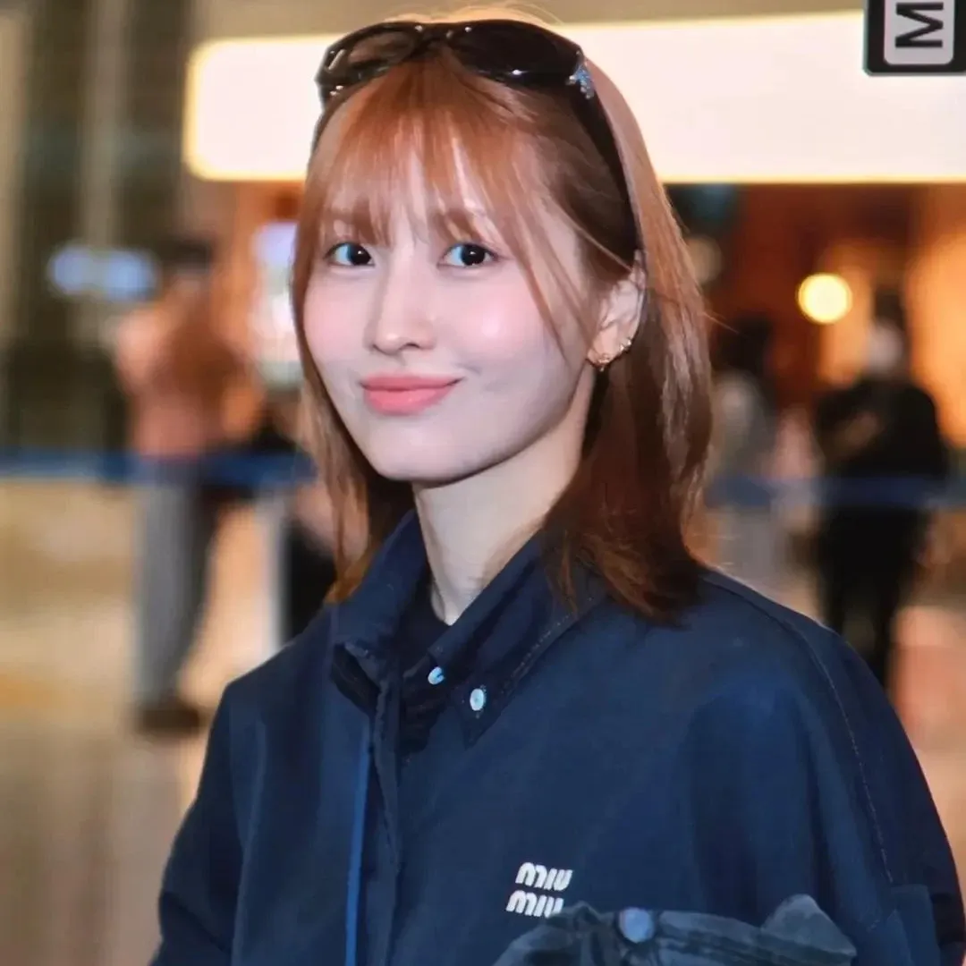 Momo (TWICE)的幕後花絮