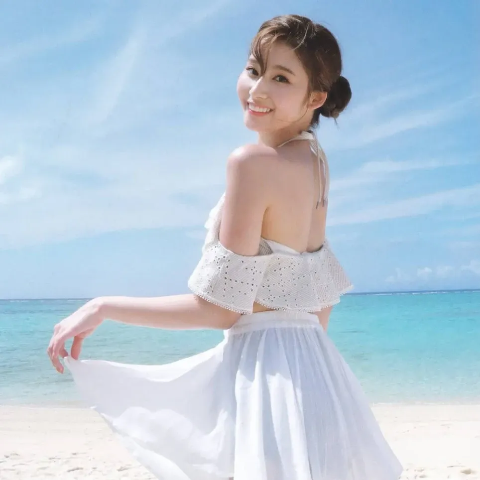 サナ (TWICE)の最新写真