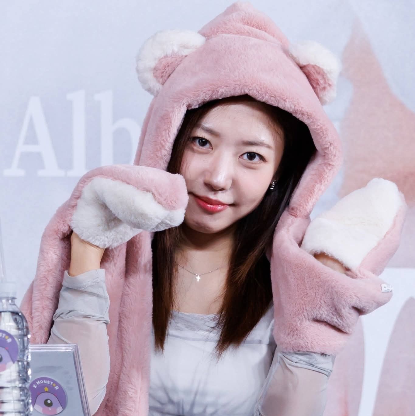 A moment captured by Kim Namjoo (Apink)'s fan