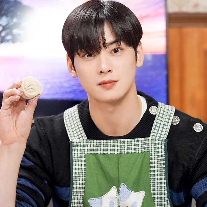 Recent activity shot of Eunwoo (ASTRO)