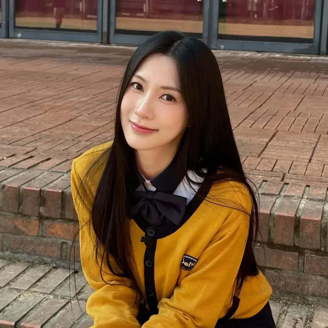 吴夏荣 (Apink)的最新照片