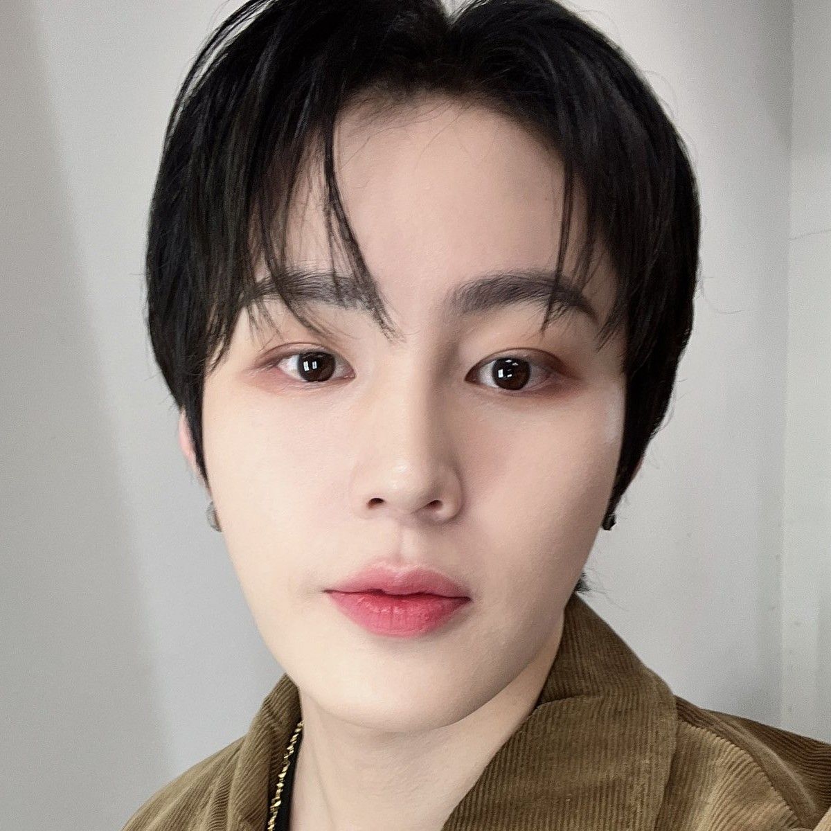 Recent activity shot of Ha Sungwoon