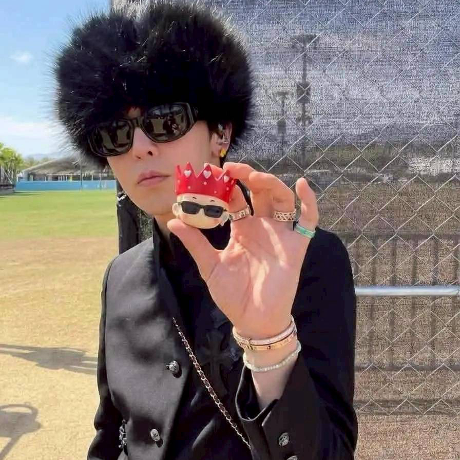 A moment captured by G-DRAGON (BIGBANG)'s fan