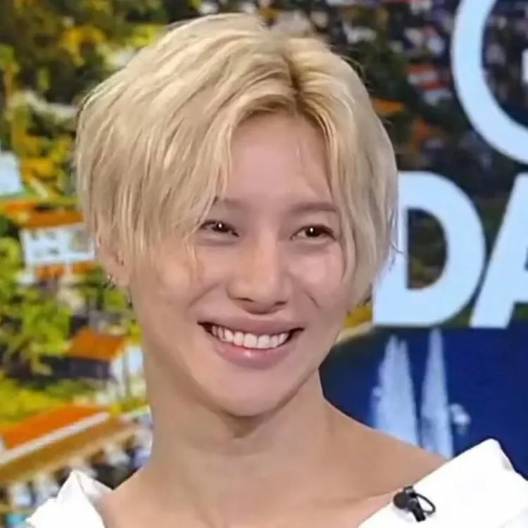 A moment captured by Taemin (SHINee)'s fan