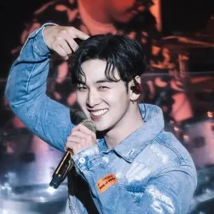 白虎粉丝拍下的瞬间