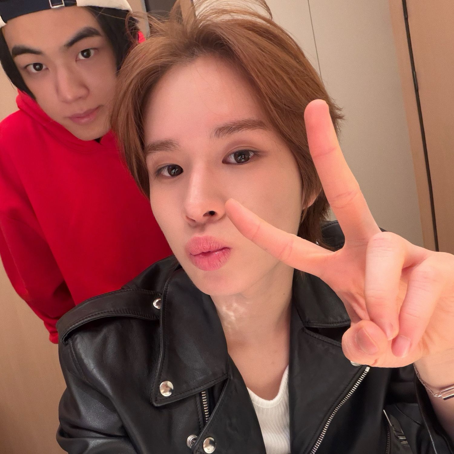 Behind-the-scenes cut of TWS