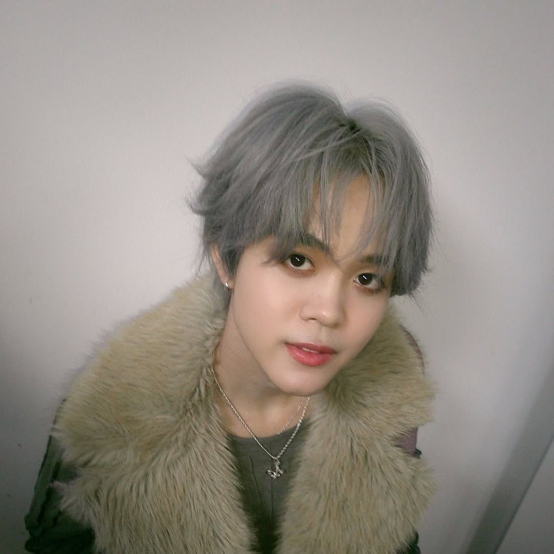 A moment captured by THI-O (NexT1DE)'s fan