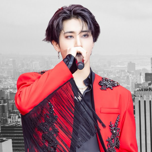 Behind-the-scenes cut of HAN (Stray Kids)