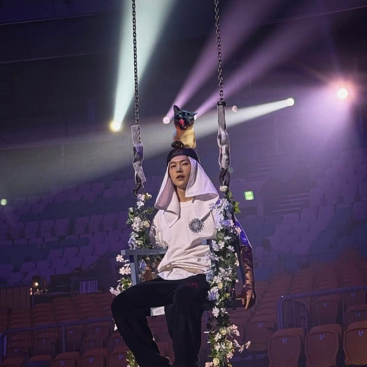 A moment captured by Seok Matthew (ZEROBASEONE)'s fan