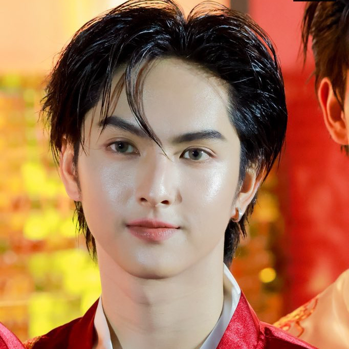 A moment captured by Copper (BUS)'s fan