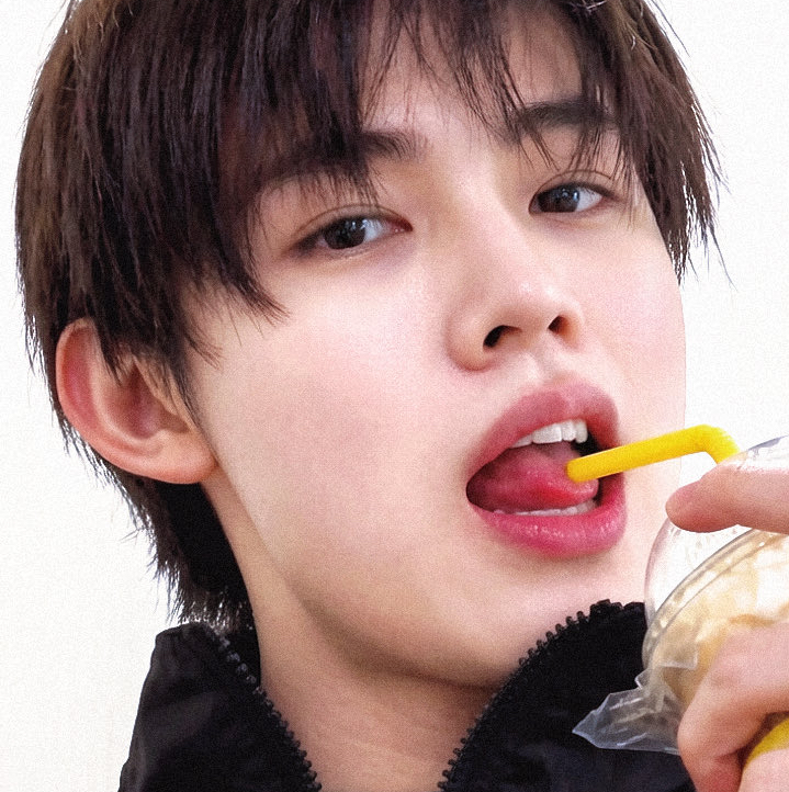 Recent activity shot of Seonghyeon (CORTIS)
