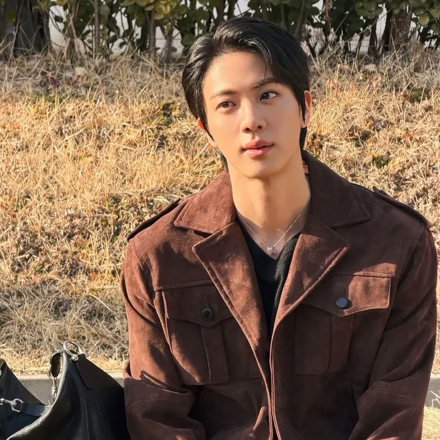 Foto terbaru Jin (BTS)