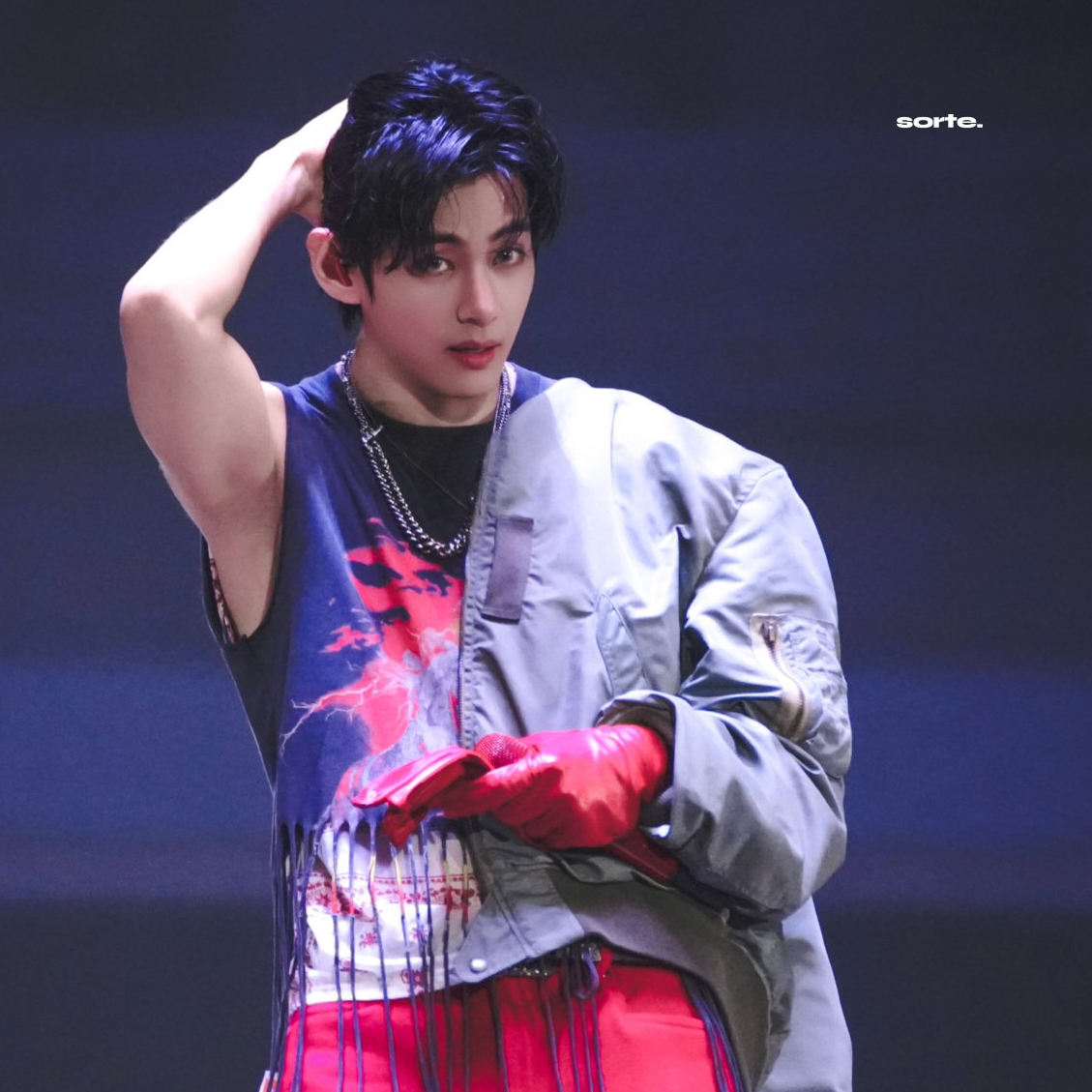 뷔 (방탄소년단)의 비하인드 컷