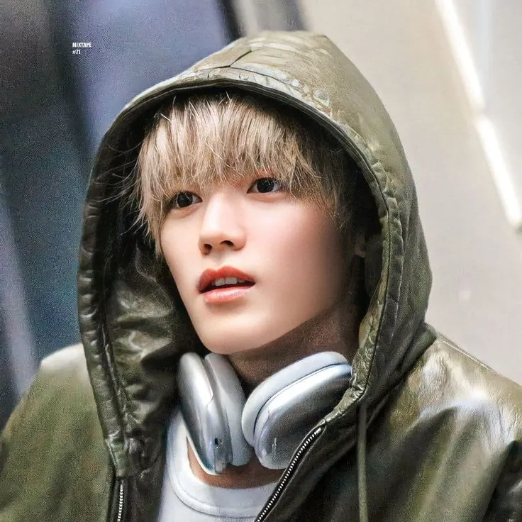 テヨン (NCT 127)の舞台裏ショット