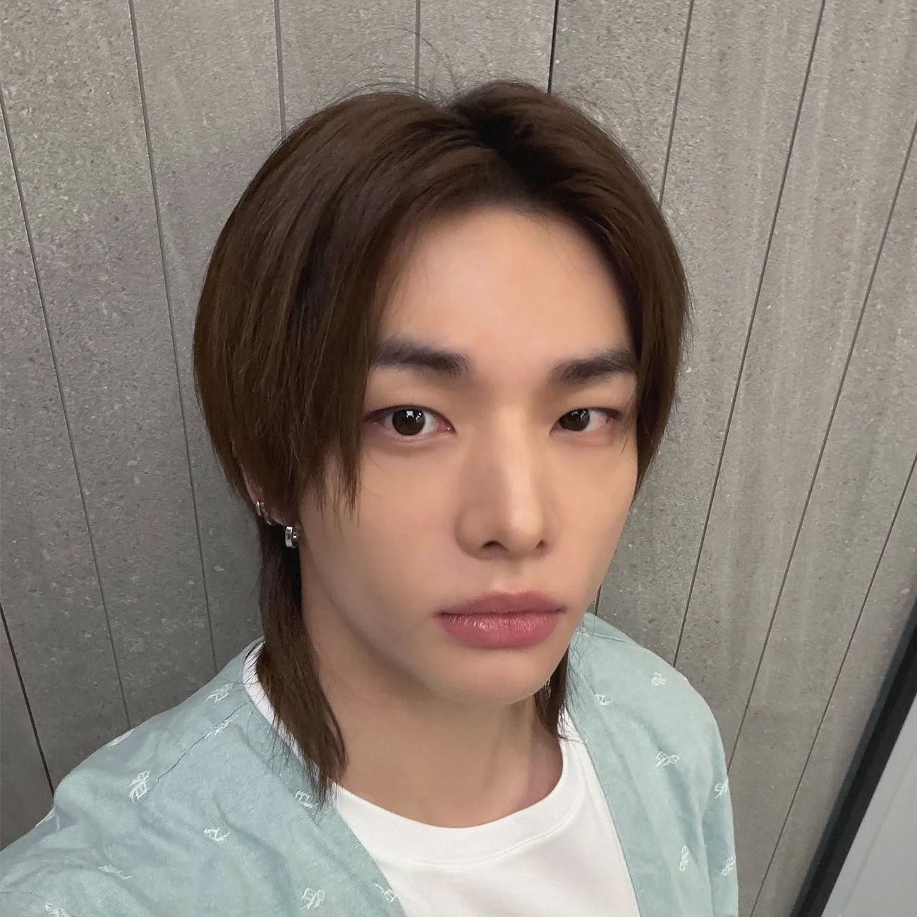Foto aktivitas terbaru Hyunjin (Stray Kids)