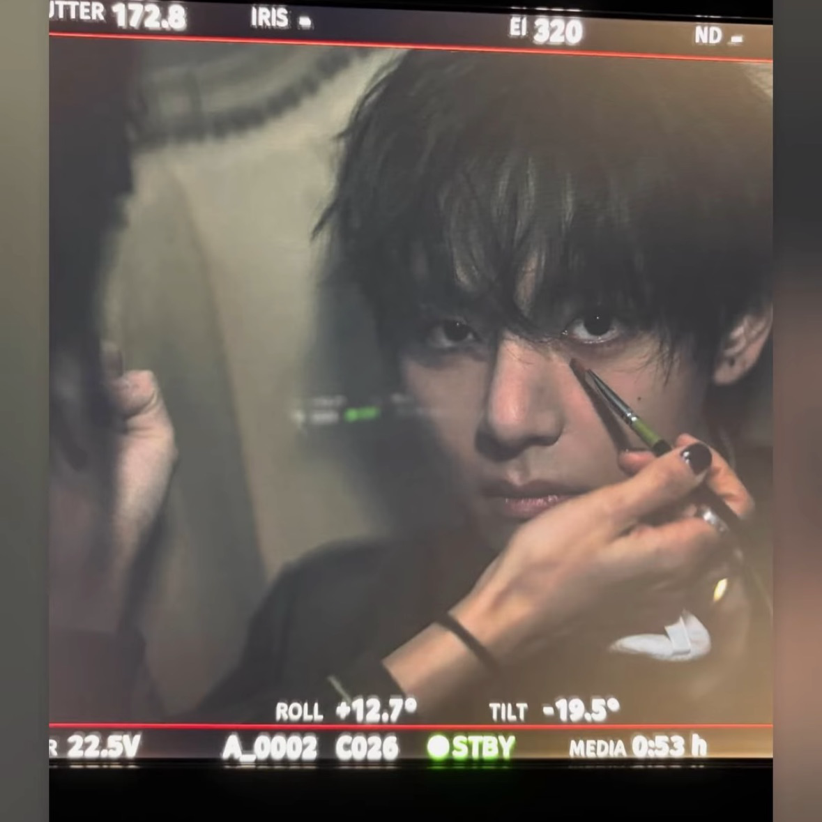 뷔 (방탄소년단)의 비하인드 컷
