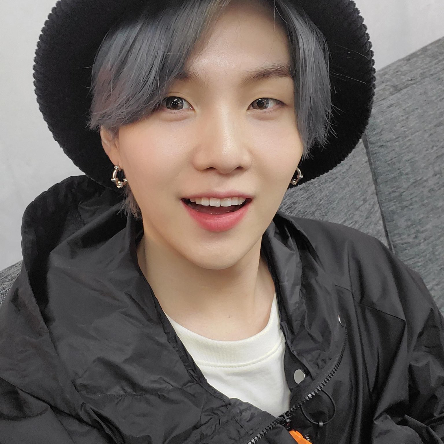 Foto terbaru SUGA (BTS)