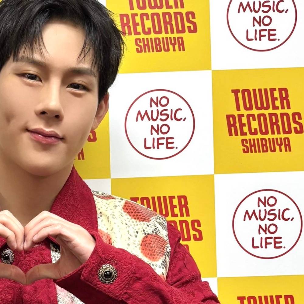 A moment captured by Joohoney (MONSTA X)'s fan