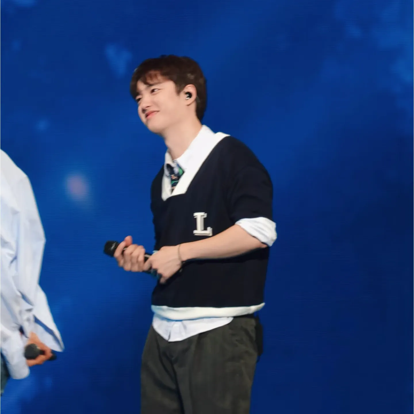 Foto aktivitas terbaru D.O. (EXO)
