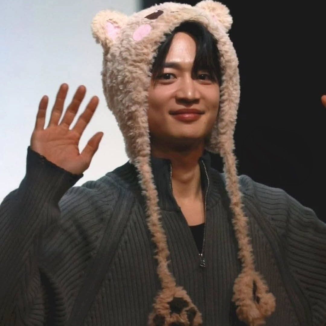 A moment captured by Minho (SHINee)'s fan