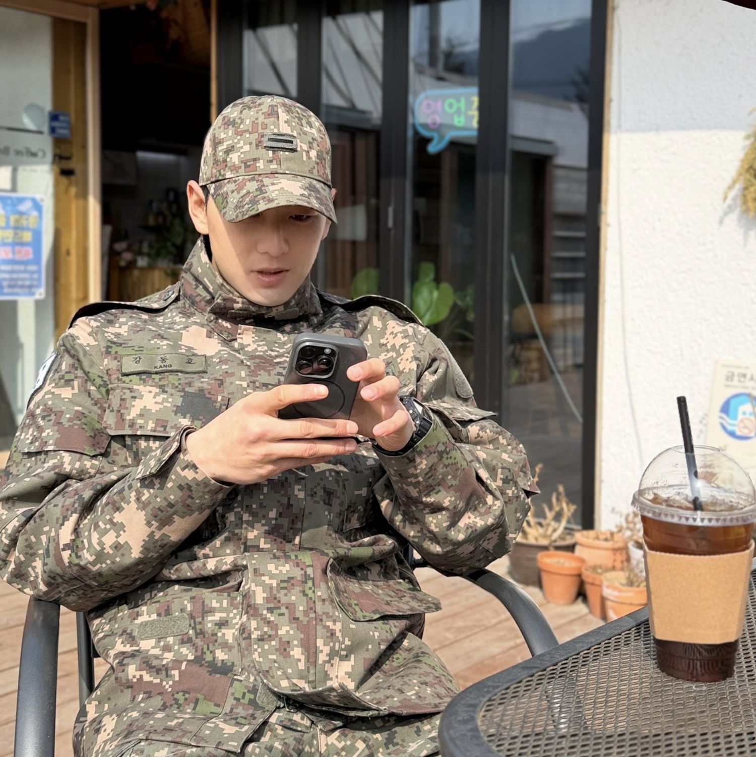 白虎粉丝拍下的瞬间