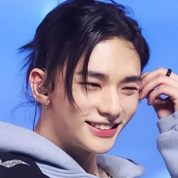 铉辰 (Stray Kids)的最新活动照片