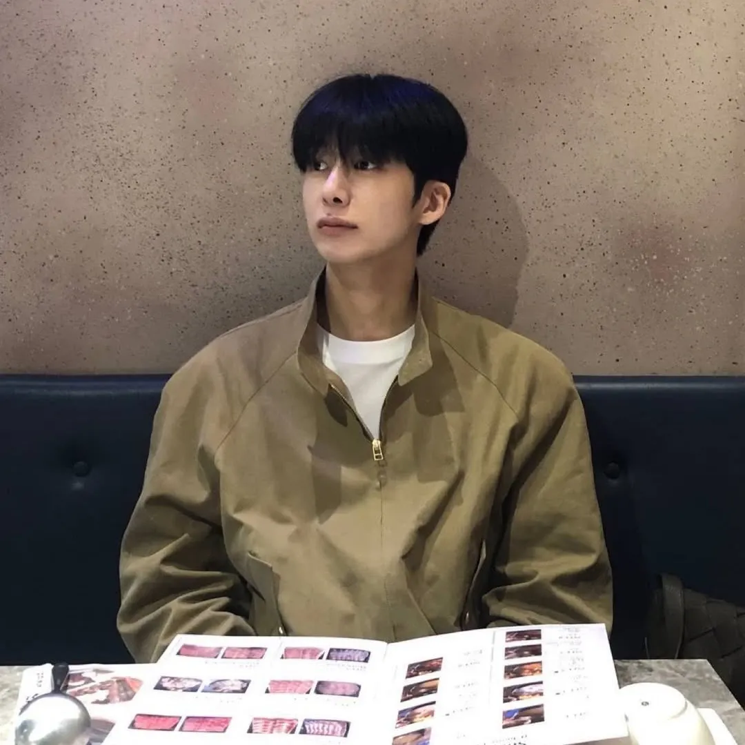 Momen yang diabadikan oleh penggemar MONSTA X