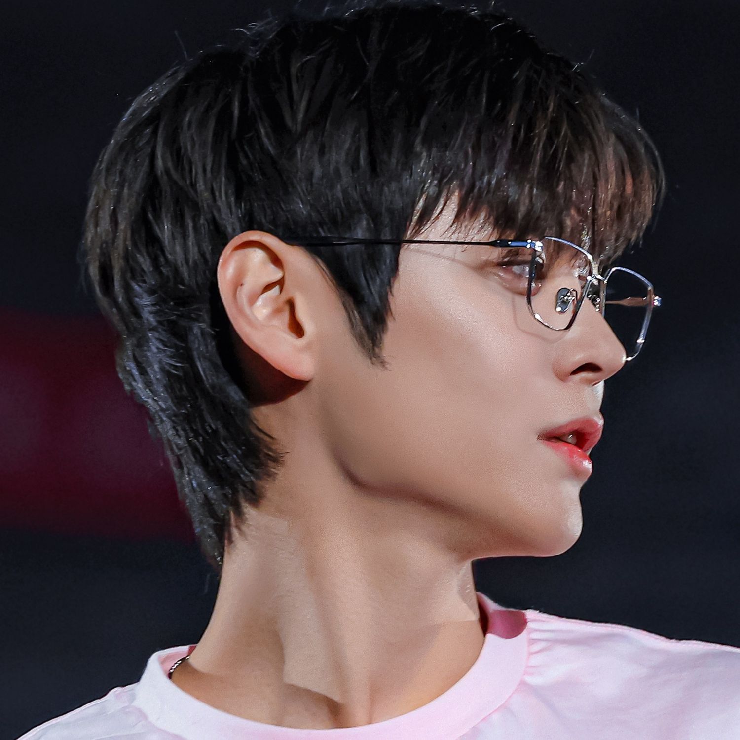 Recent activity shot of Eunseok (RIIZE)