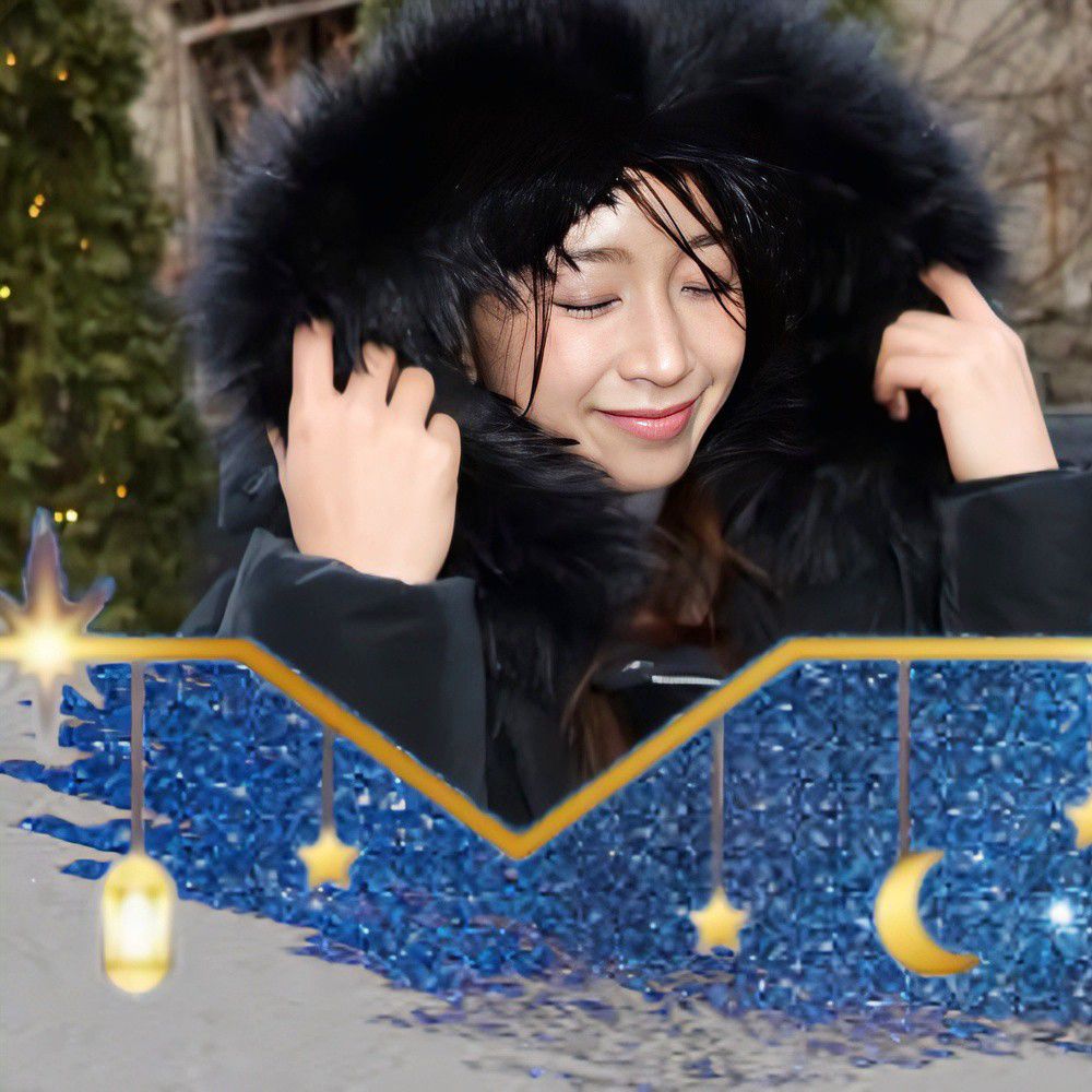 A moment captured by Dita's fan