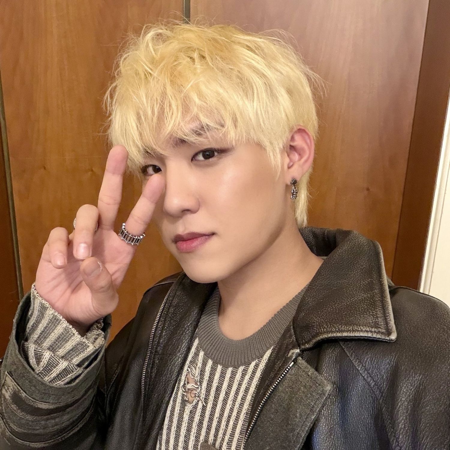 A moment captured by Park Woojin (AB6IX)'s fan